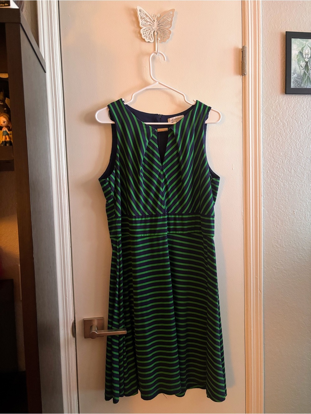 Liz Claiborne Navy and Green Striped Sleeveless Midi Dress